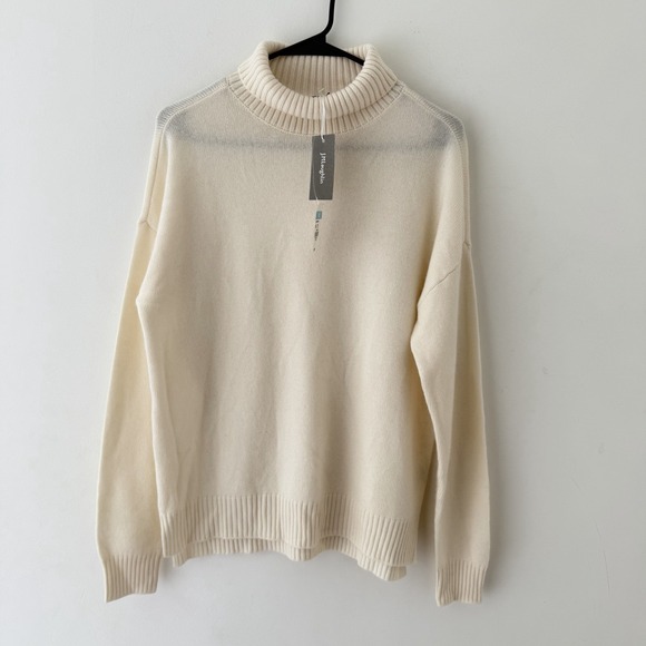 J. McLaughlin Sweaters - J.McLaughlin Women's Turtleneck Sweater Sz M Ivory Cashmere Minimalist NEW $398